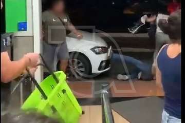 Brutal pelea entre dos vecinos en un supermercado del casco antiguo de Jinámar (Telde)/TA.